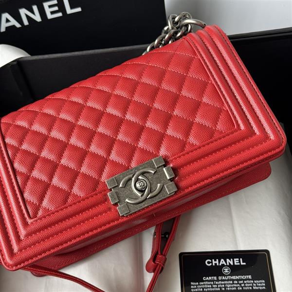 2026127214240635 700